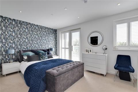 5 Armstrong Close, London, SE3 9BT
