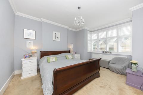 9 Manorgate Road, Kingston Upon Thames, KT2 7AW