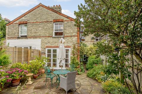 12 Guest Road, Cambridge, CB1 2AL