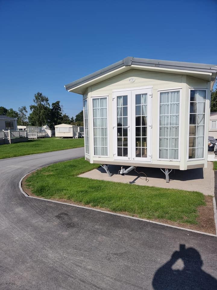 Manor House Holiday Park, Retford... 2 bed static caravan £26,995
