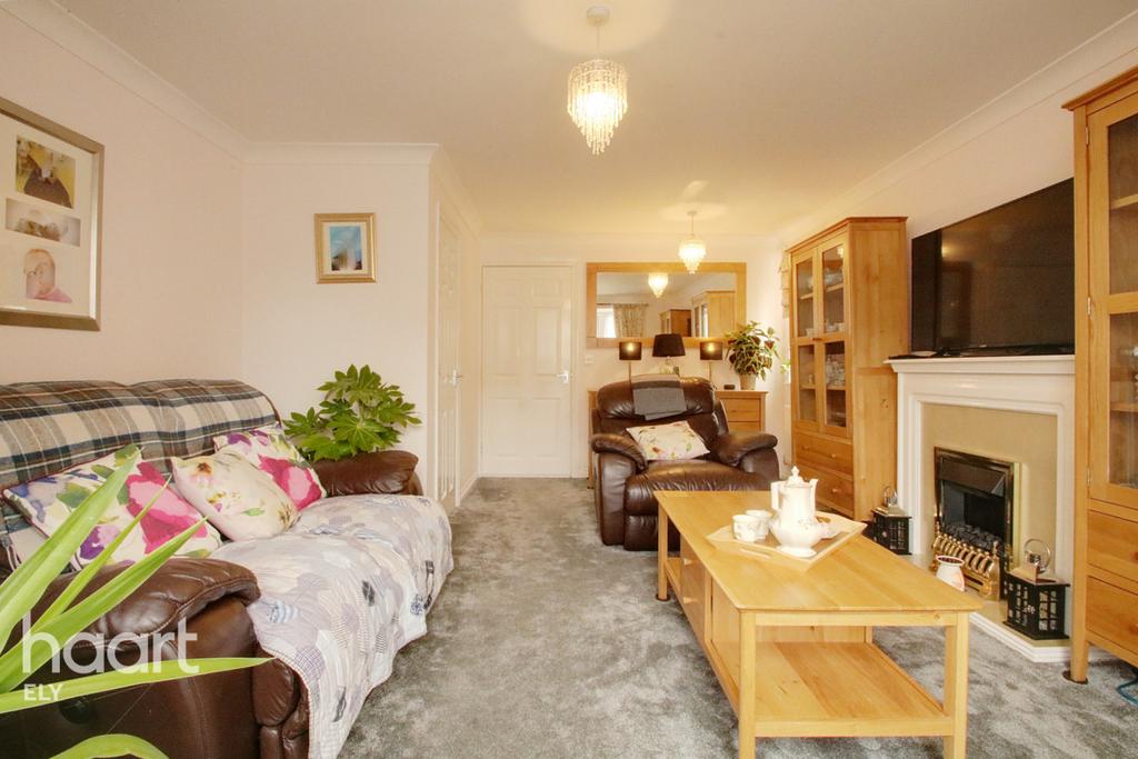 Columbine Road, Ely 3 bed townhouse £330,000