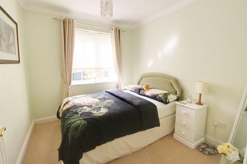 4 Ferney Road, Cheshunt, Waltham Cross, EN7 6XP