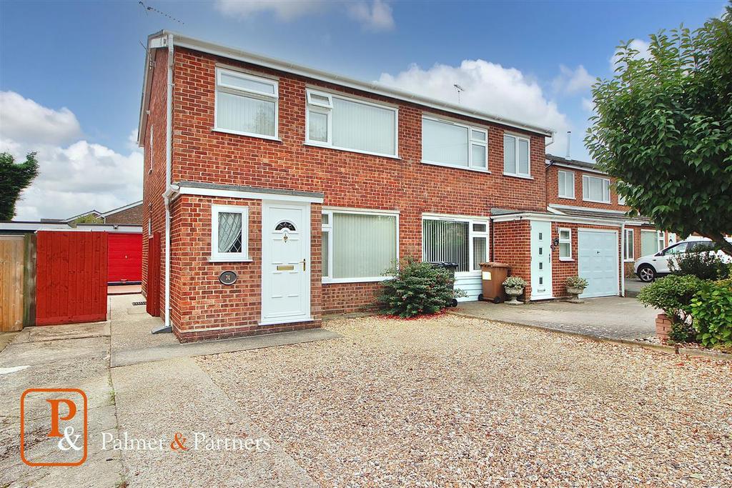 Defoe Road, Ipswich 3 bed semidetached house £248,000