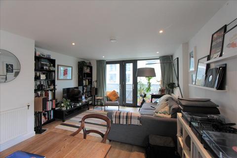 2 bedroom flat to rent, Egret Heights, Waterside Way, London, N17