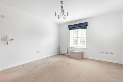 16 Oaktree Gardens, Eltham, London, SE9 3GA