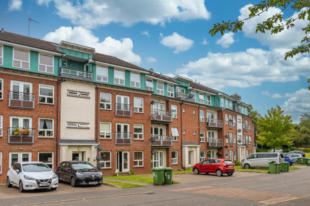 Strathblane Gardens, Flat 2/1, Anniesland, Glasgow, G13 1BX 2 bed flat