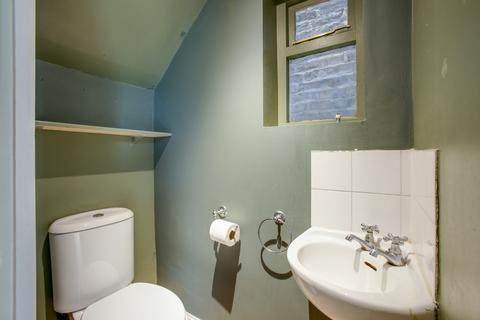 39 Eastbourne Road, Brentford, TW8 9PE
