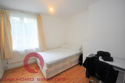 4 bedroom flat to rent, Stanhope Street, Euston, London NW1