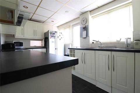 6 Ardleigh Close, Hornchurch, RM11 2SS