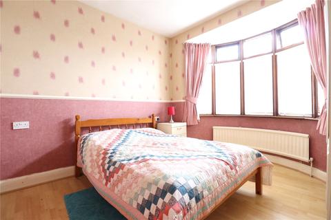 6 Ardleigh Close, Hornchurch, RM11 2SS