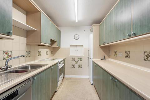 17 Tithe Barn Drive, Maidenhead, SL6 2DF