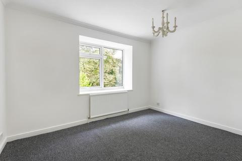 17 Tithe Barn Drive, Maidenhead, SL6 2DF
