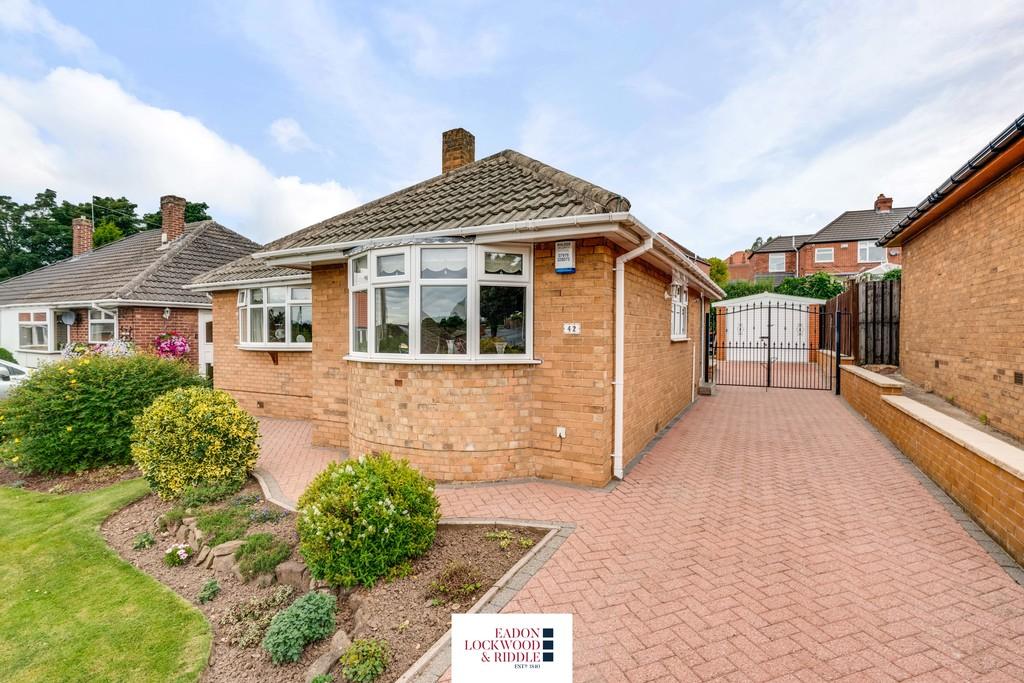 Cotswold Crescent, Whiston 2 bed detached bungalow £250,000