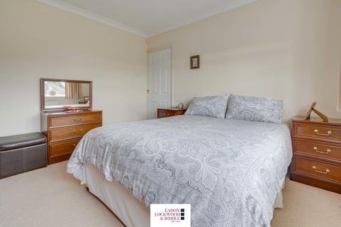 42 Cotswold Crescent, Whiston, Rotherham, S60 4AX