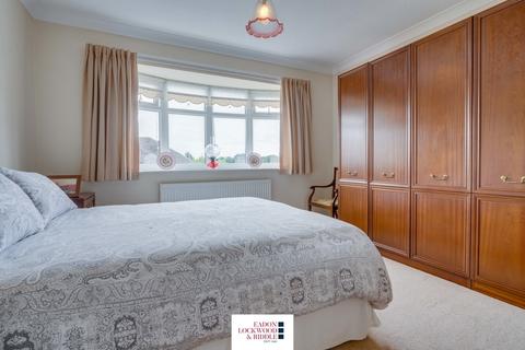 42 Cotswold Crescent, Whiston, Rotherham, S60 4AX