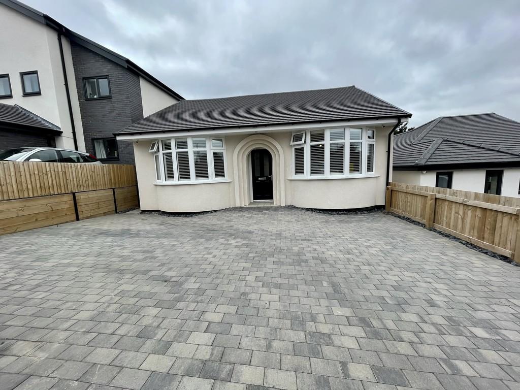 Second Avenue, Carlton, Nottingham 2 bed detached bungalow £240,000