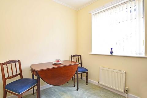 7 Bachelor Road, Harrogate, HG1 3EQ