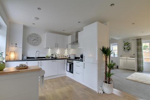 undefined, Ash Grove, Chatteris