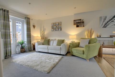 undefined, Ash Grove, Chatteris