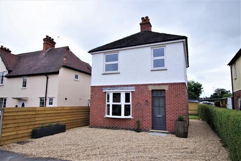 33 Heathfield Road, Uttoxeter, ST14 7JN