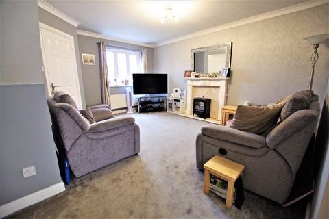 7 Dunnock Close, Uttoxeter, ST14 8XD