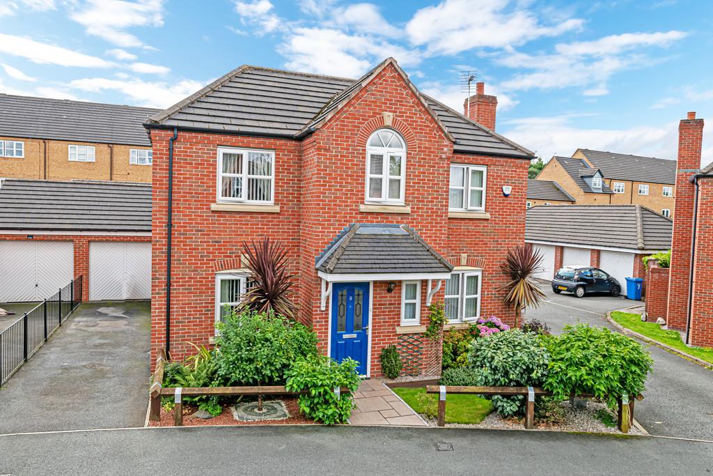 Waterfront Drive, Latchford... 4 bed detached house £300,000