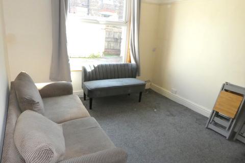 2 bedroom terraced house to rent, Brockley Avenue, Fallowfield, Manchester