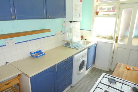 2 bedroom terraced house to rent, Brockley Avenue, Fallowfield, Manchester
