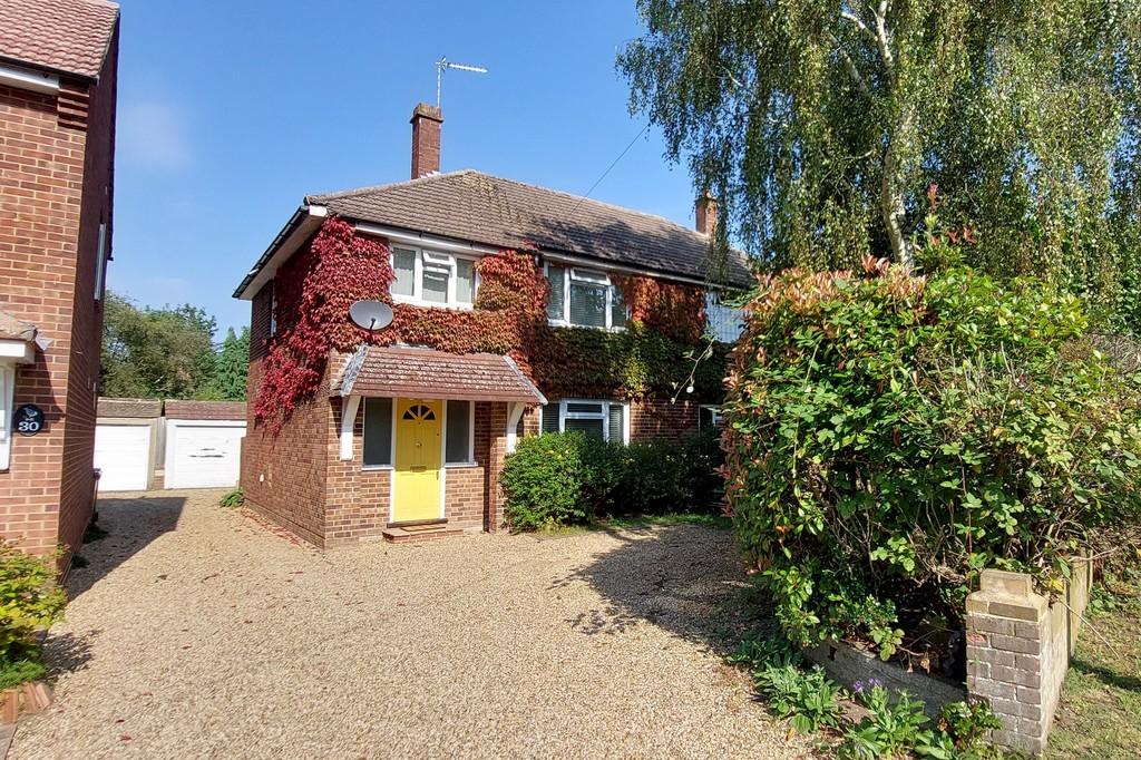 Station Road, Stoke D'abernon 3 bed semidetached house £650,000