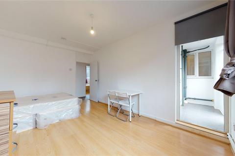 3 bedroom flat to rent - Thornaby House, Canrobert Street, Hackney, London