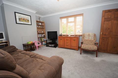 19 Fuller Road, North Walsham, NR28 0EG