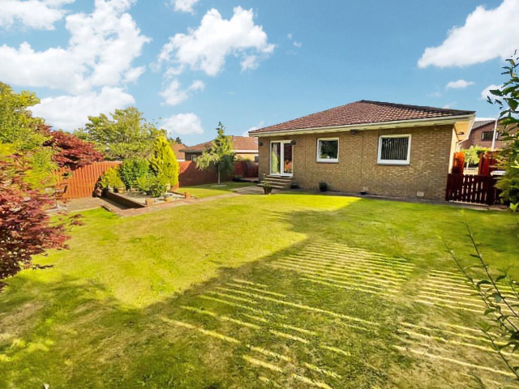 Moidart Drive, Pitcairn, Glenrothes 3 bed detached bungalow £225,000