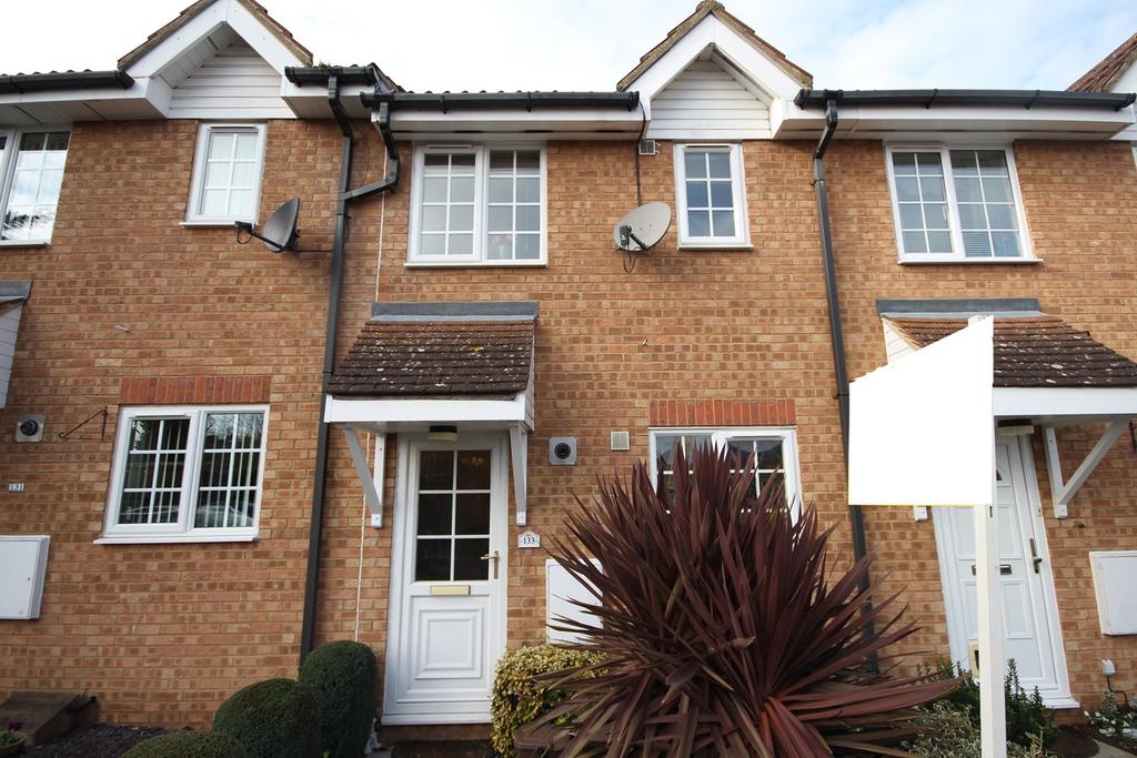 Elgar Drive, Shefford, SG17 2 bed terraced house £925 pcm (£213 pw)