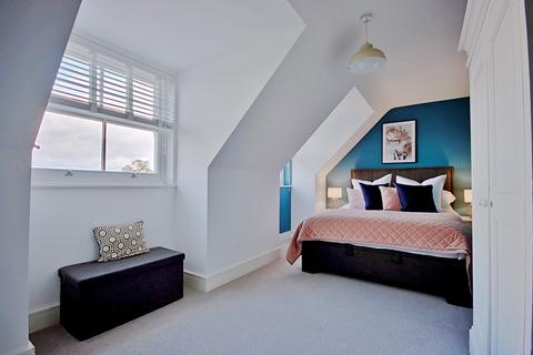 Flat 6, 14 Burlingham Square, Worcester, WR5 1ER