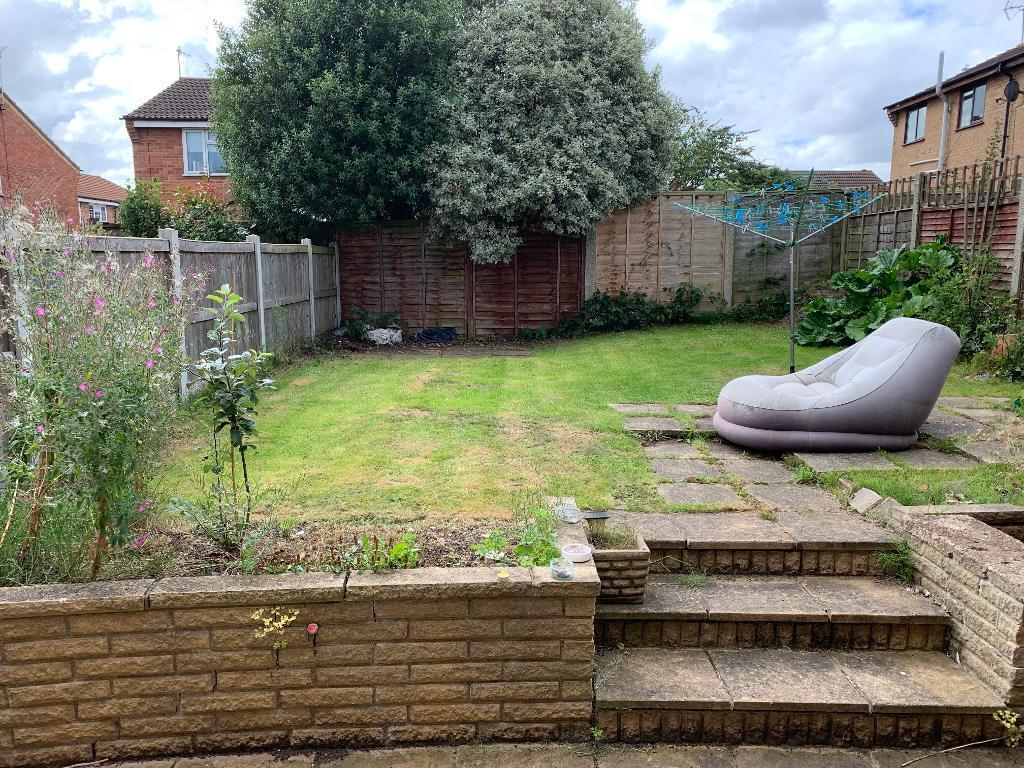 Curlew Croft, Longridge Park, Colchester, CO4 3FT 2 bed semidetached