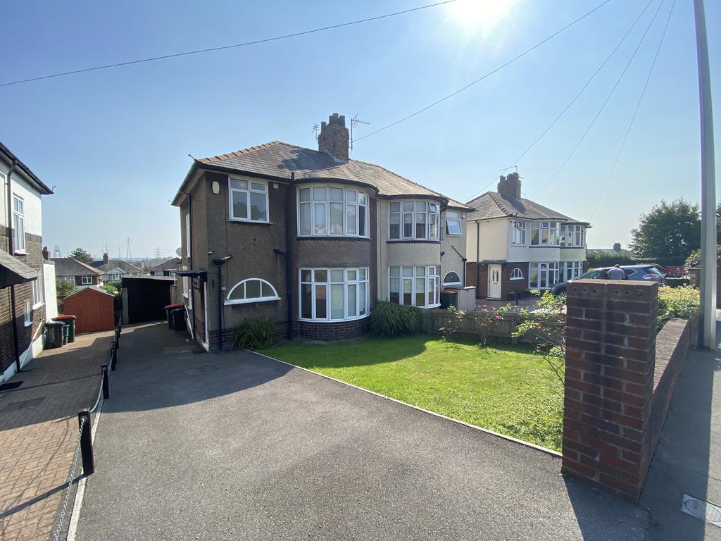 Cae Perllan Road, Newport, Gwent 3 bed semidetached house £950 pcm