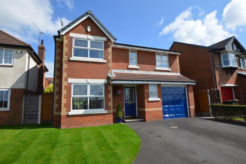 Birch Road, Wardle OL12 9QN 4 bed detached house £300,000