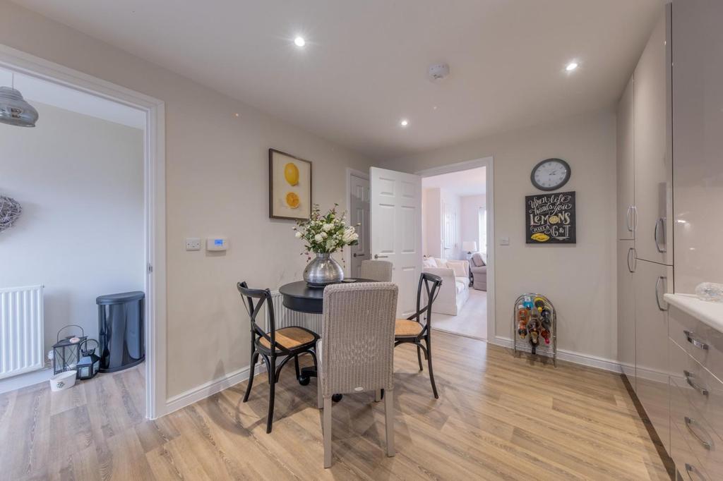 Dining Kitchen