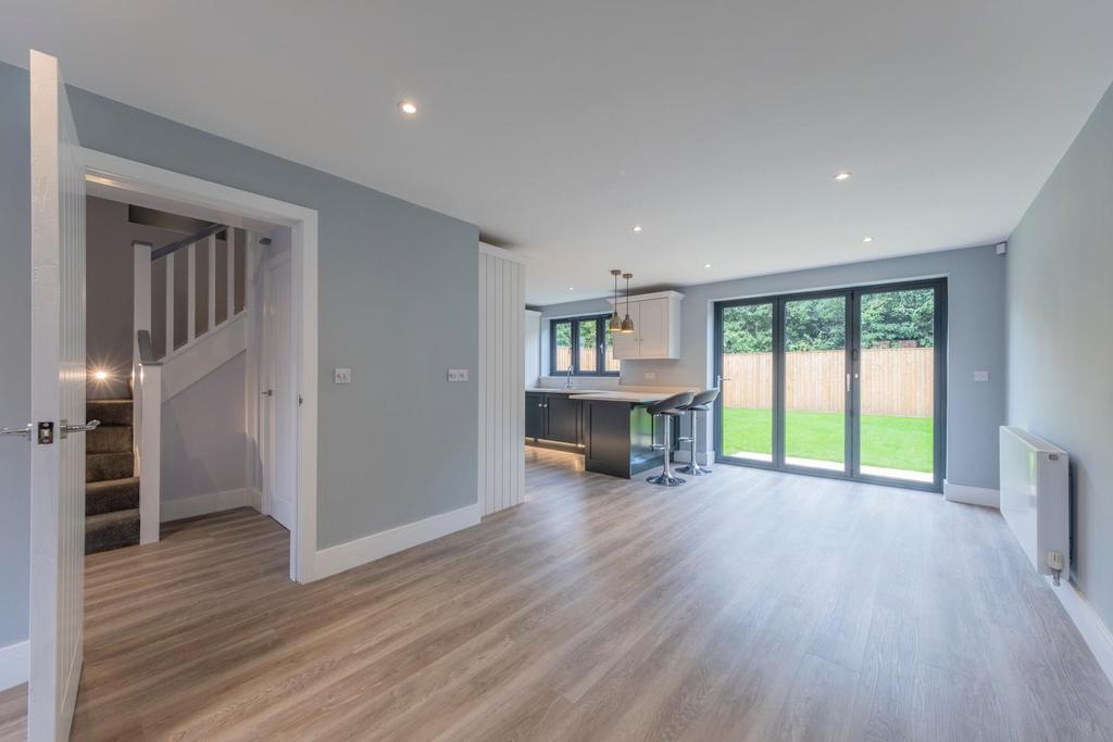 Juniper Court-096.JPG