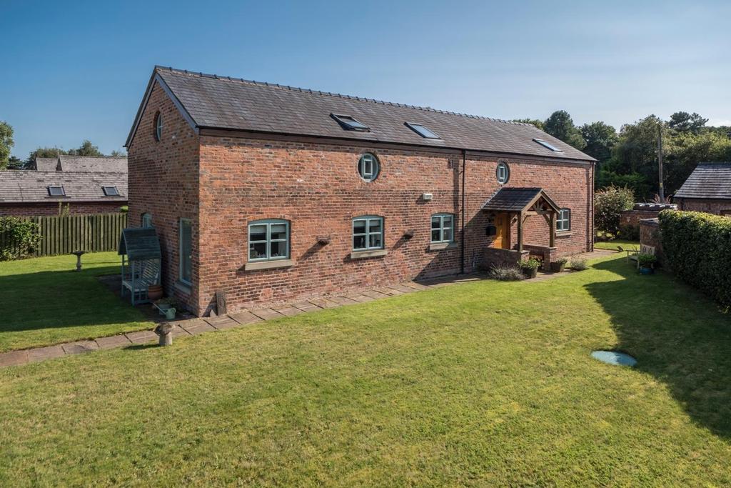 Farm Road, Oakmere 4 bed barn conversion for sale £650,000