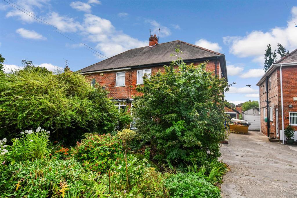 Eppleworth Road, Cottingham 3 bed semidetached house £225,000