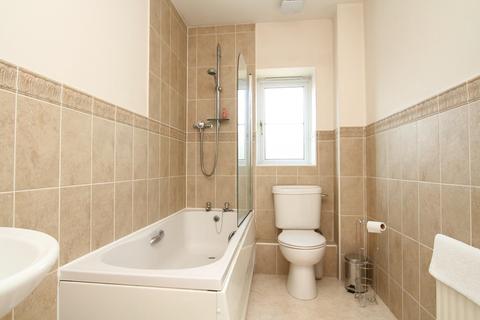63 Homersham, Canterbury, CT1 3RL