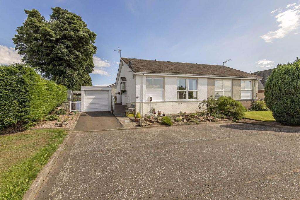 Osnaburgh Court, Dairsie, Fife 2 bed semidetached bungalow £177,000