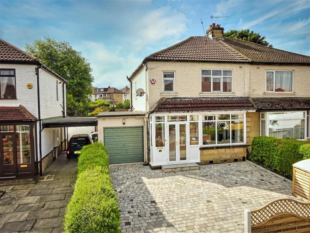 Upper Carr Lane, Calverley, Pudsey 3 bed semidetached house £368,000