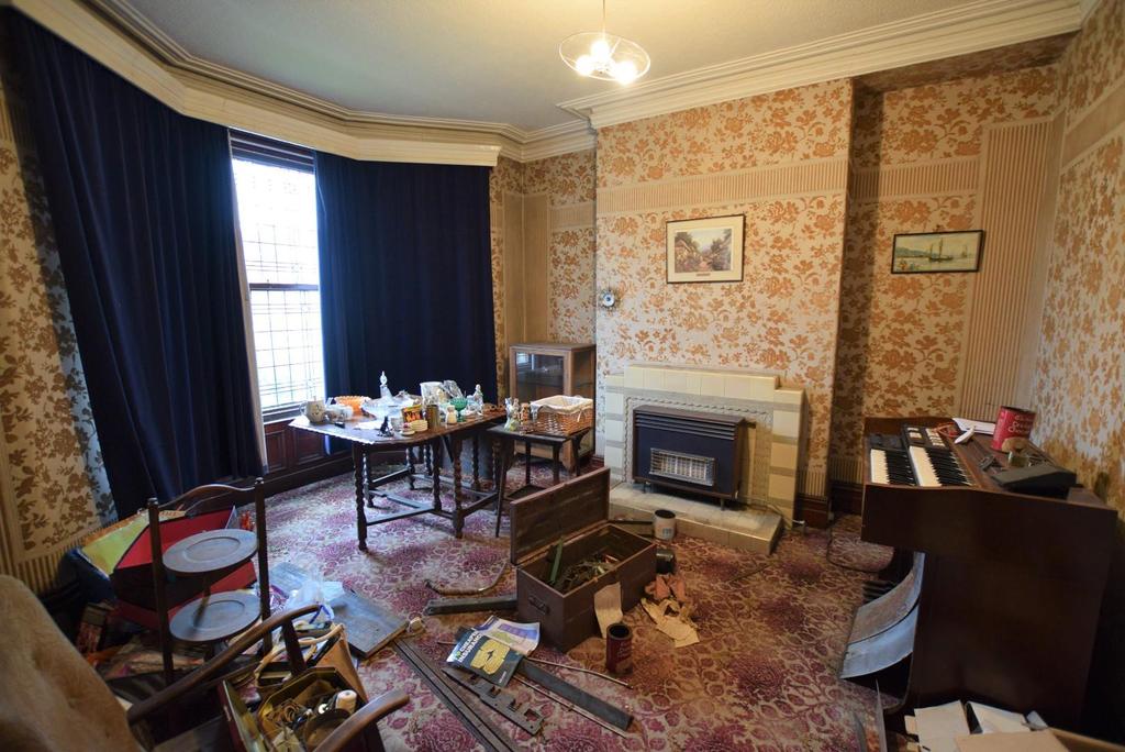Thursby Road, Burnley 3 bed end of terrace house £70,000