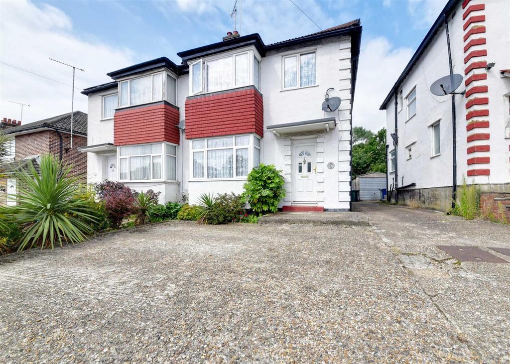 Holders Hill Road, Mill Hill 3 bed semidetached house £675,000