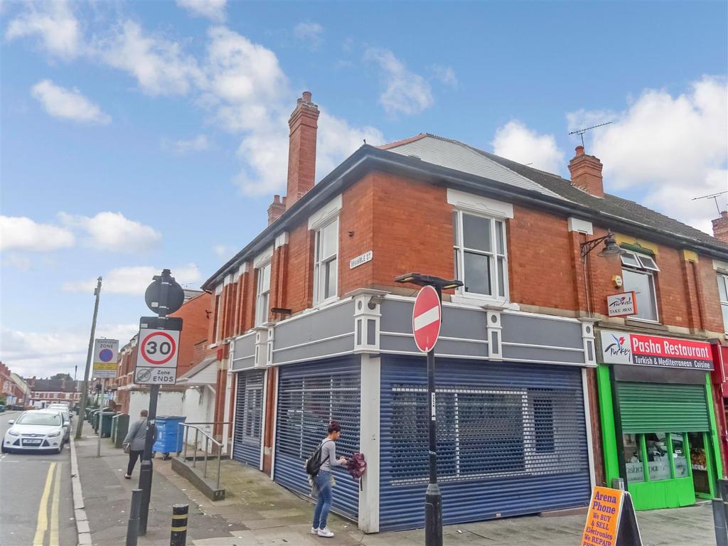 Far Gosford Street, Stoke, Coventry... 1 bed flat £550 pcm (£127 pw)