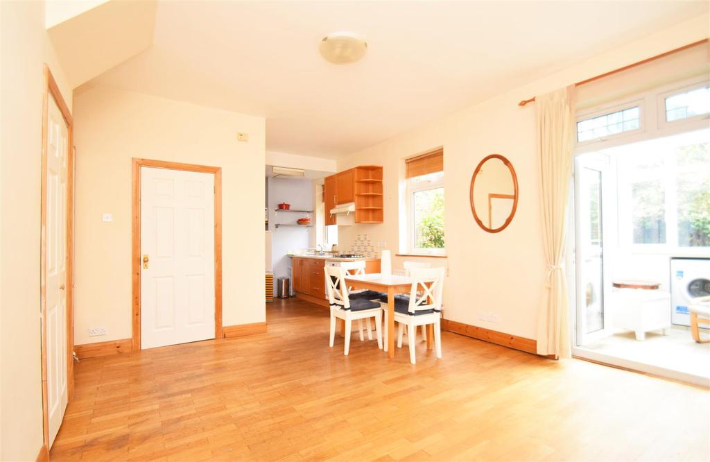 Kilmorey Road, St Margarets 2 bed £1,550 pcm (£358 pw)