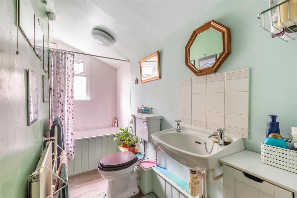 Bathroom .jpg