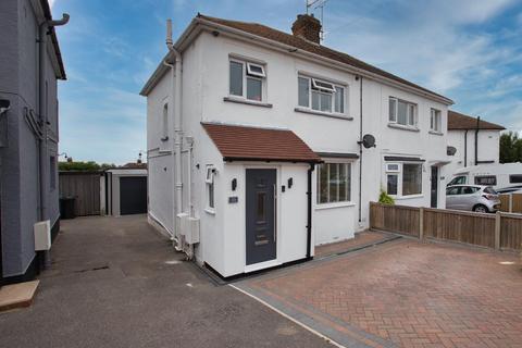 16 Forelands Square, Walmer, Deal, CT14 9DT